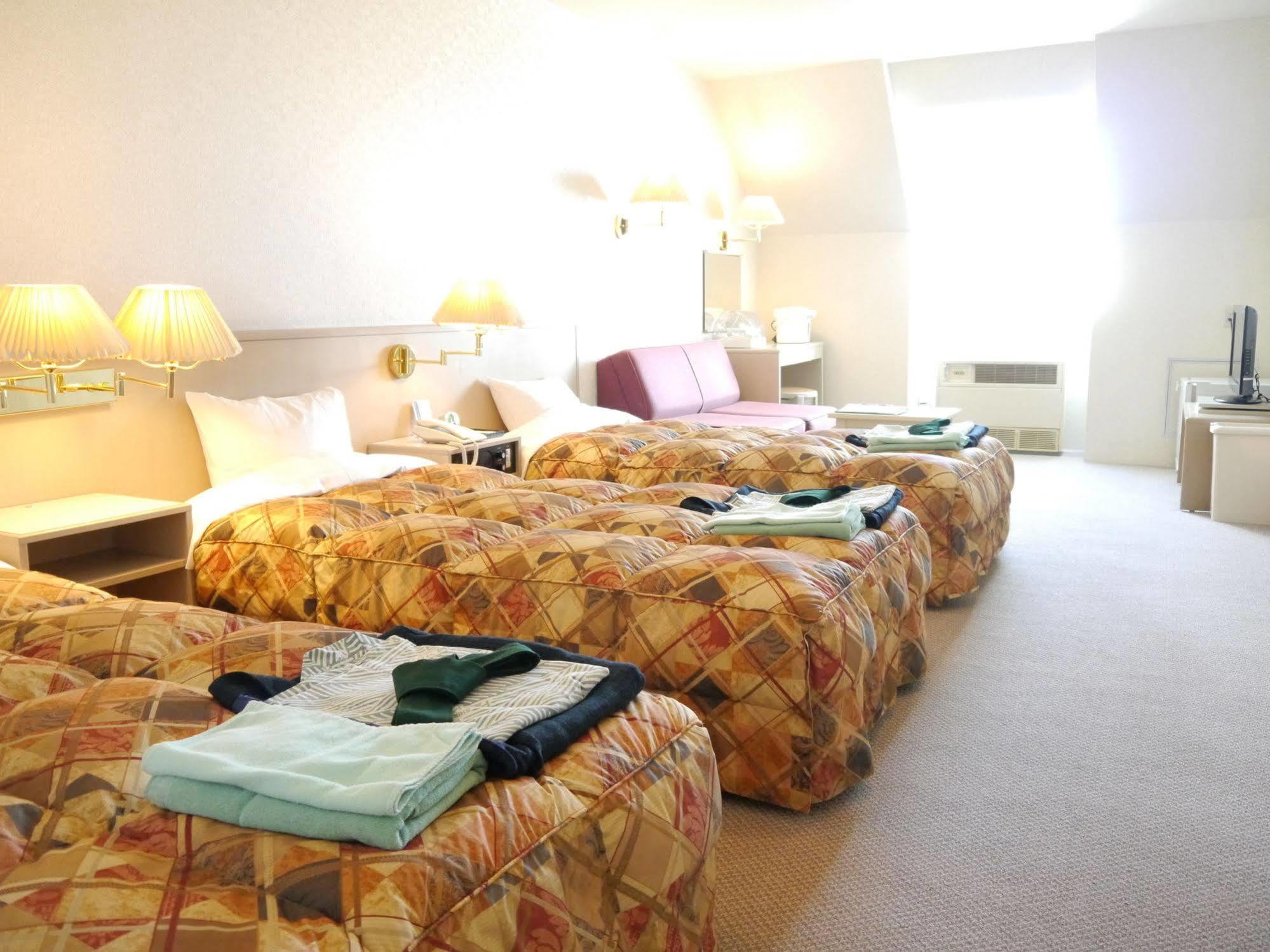 Hotel Park Hills Kamifurano Exterior photo